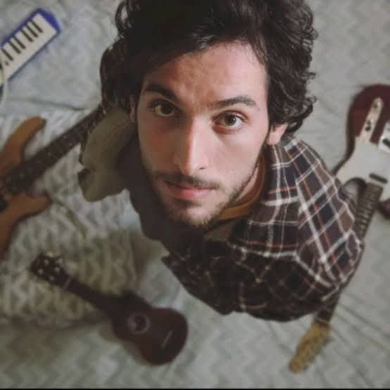 Professor de piano em Porto Alegre: Thomas Cassol – Produtor Musical e Multi-instrumentista